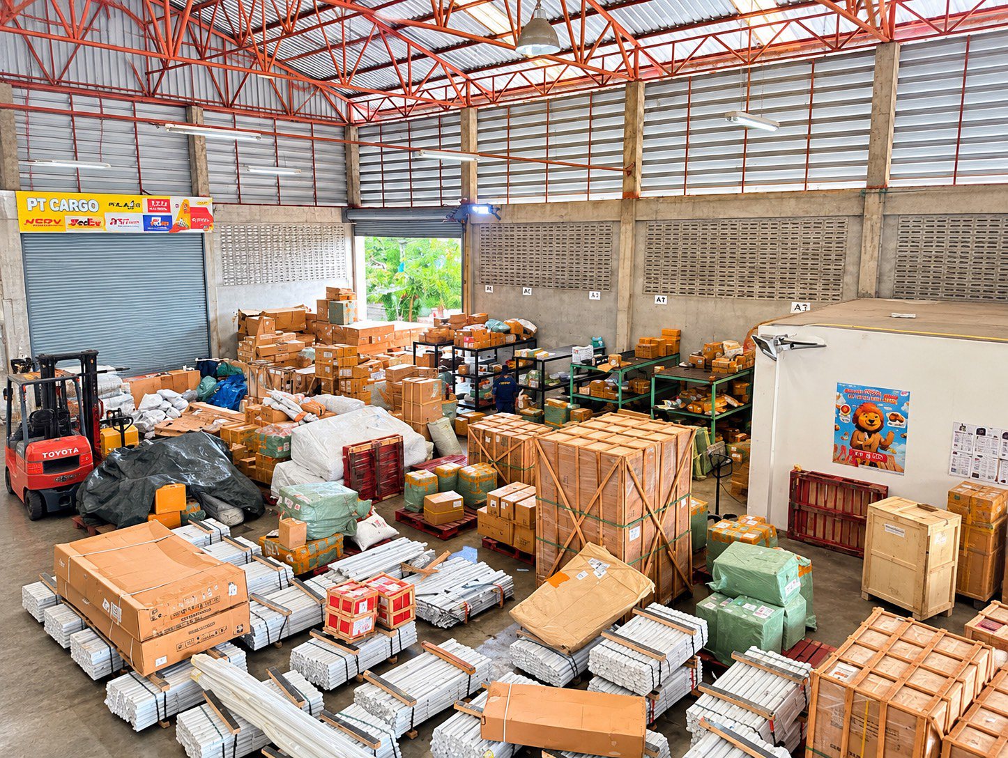 โกดังใหม่_ptcargo_ใหญ่มาก