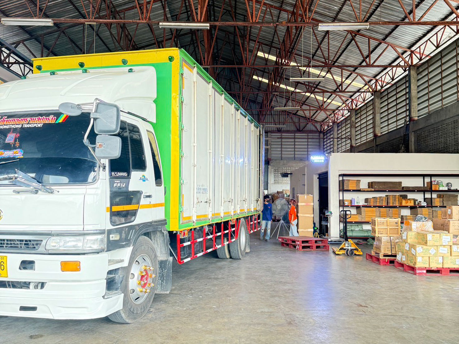 โกดังใหม่_ptcargo_ใหญ่มาก