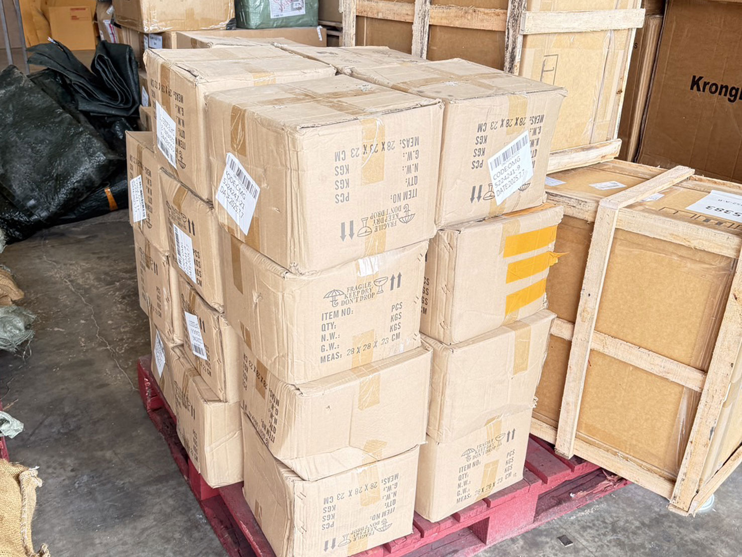 โกดังใหม่_ptcargo_ใหญ่มาก